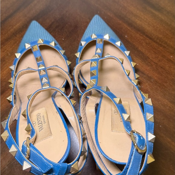 Valentino Blue and Gold Studded Heels - Picture 4 of 6